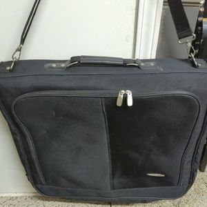 Verdi Black Garment Suit Dress Travel Fold-Over Bag Suitcase